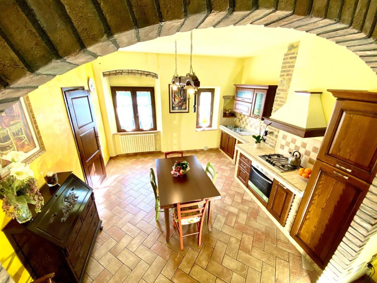 Agriturismo L'Antica Quercia Pomarance Exteriér fotografie